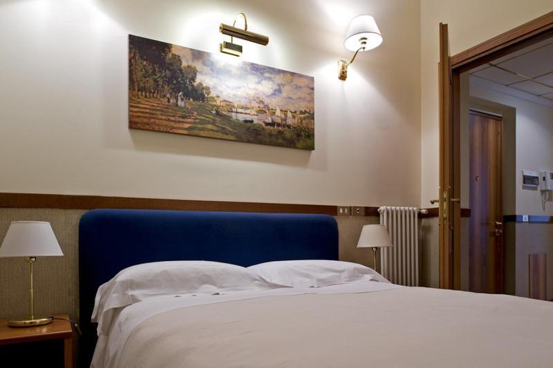Cerva Fashion District Apartment Milano Eksteriør bilde